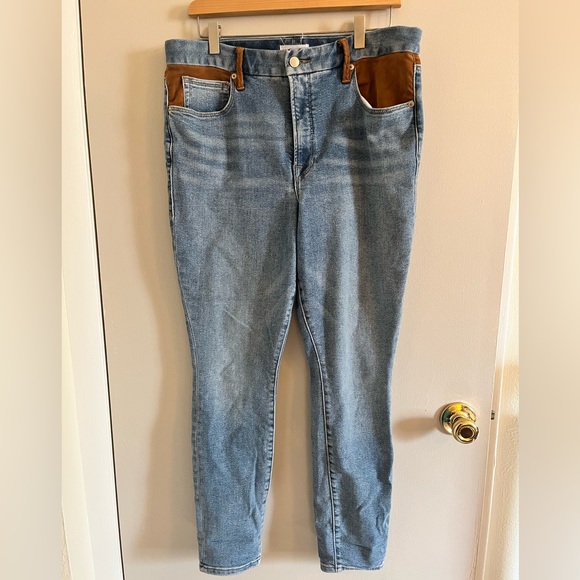 Good American Suede Mixing Skinny Jeans - Picture 5 of 12